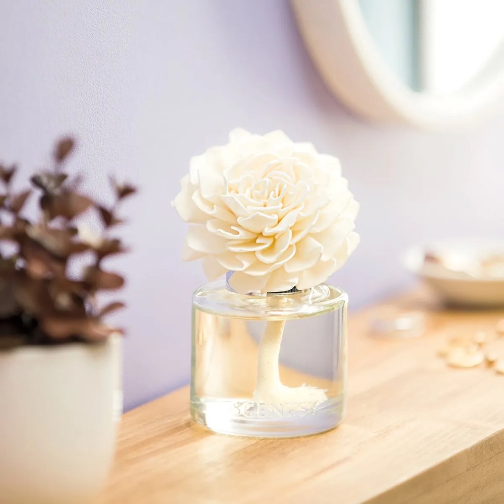 Scentsy Berry Blessed Fragrance Flower